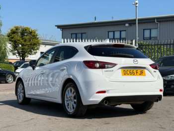 Used Mazda Mazda3 2016 for sale - 74511942: Photo