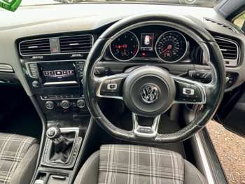 Used Volkswagen Golf 2014 for sale - 74740256: Photo