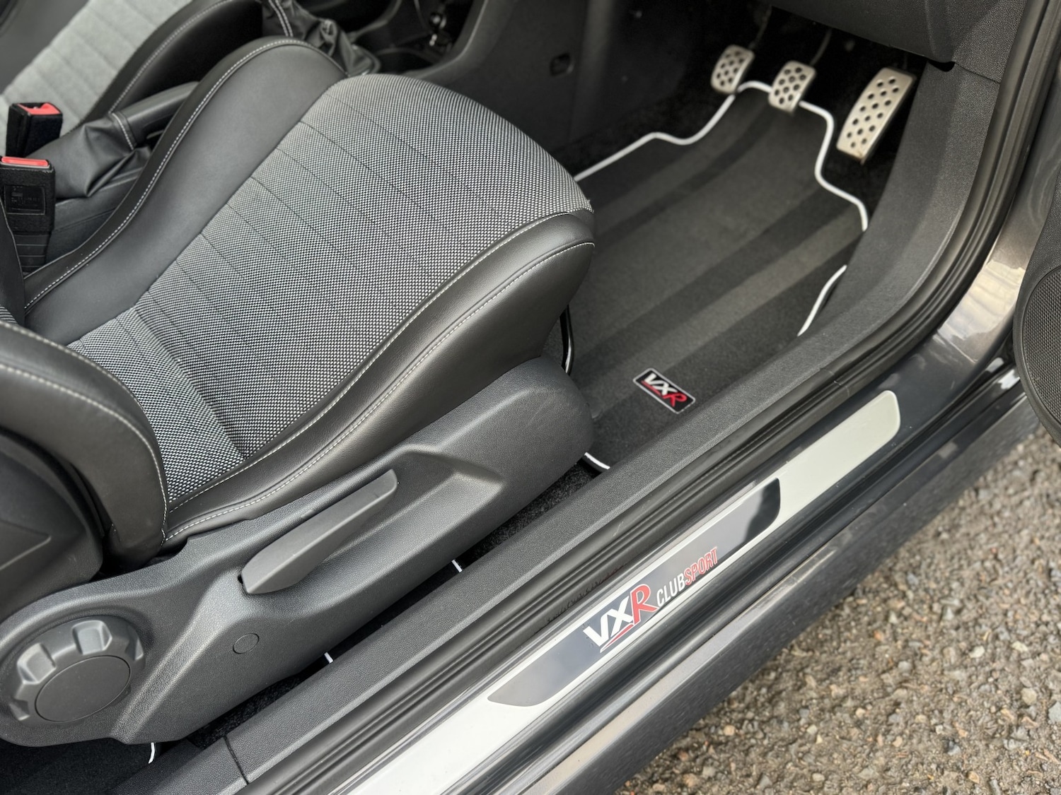 Used Vauxhall Corsa 2014 for sale - 76951137: Photo 24