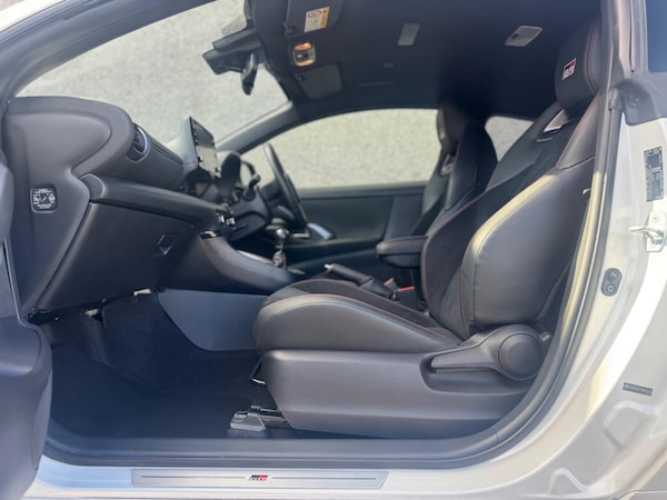 Used Toyota Yaris 2021 for sale - 76098738: Photo 44