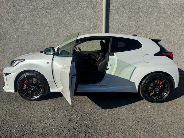 Used Toyota Yaris 2021 for sale - 76098738: Photo 45