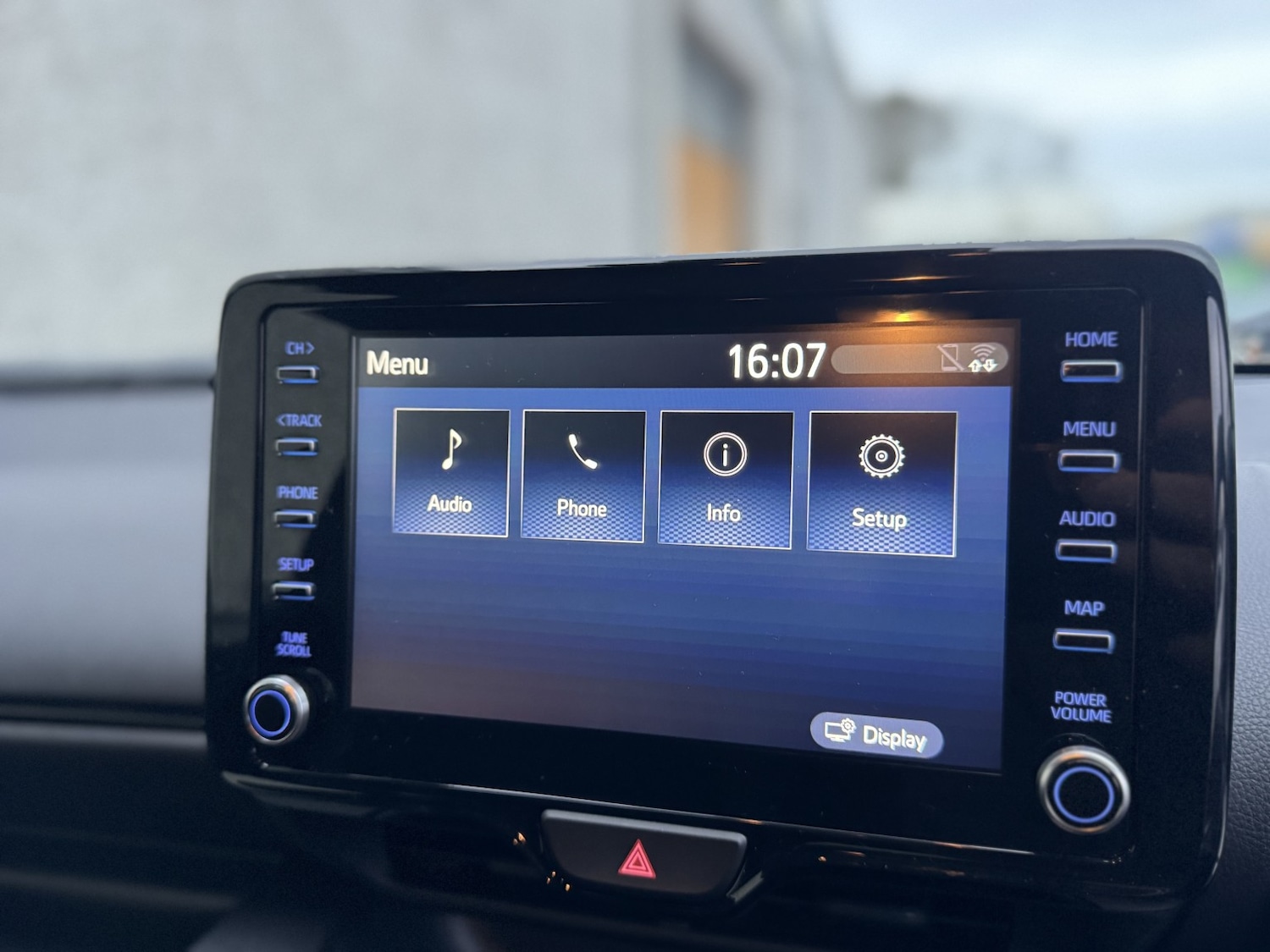 Used Toyota Yaris 2022 for sale - 77008157: Photo 75