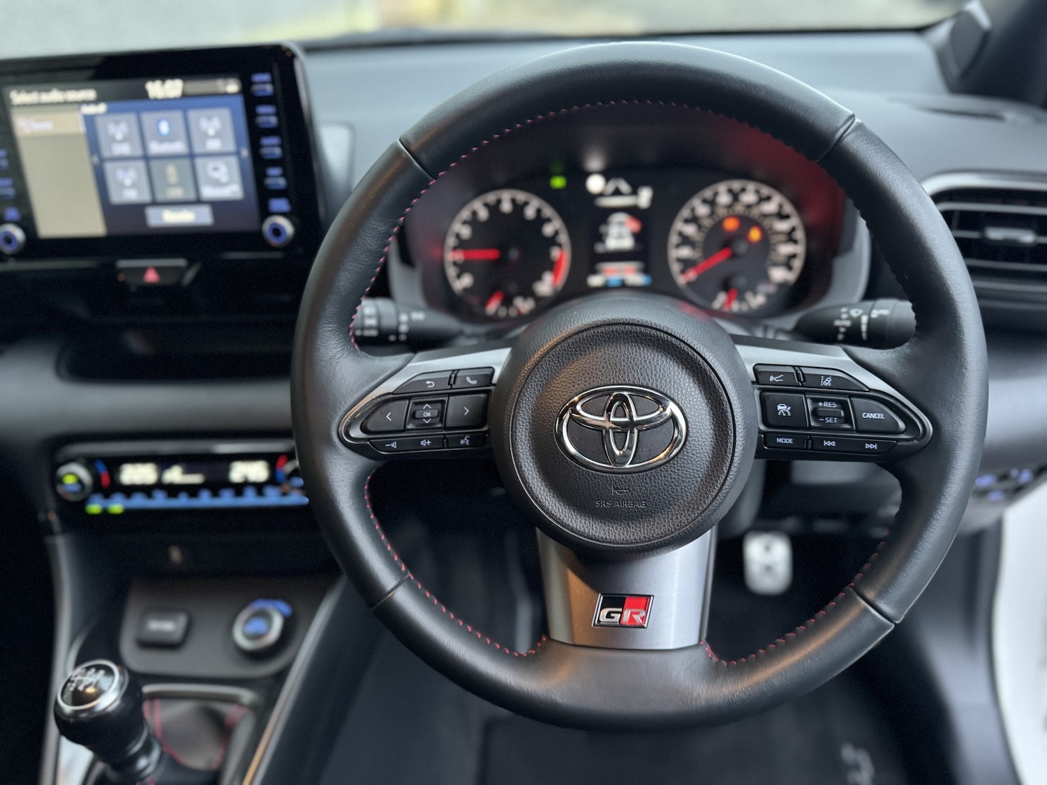 Used Toyota Yaris 2022 for sale - 77008157: Photo 82