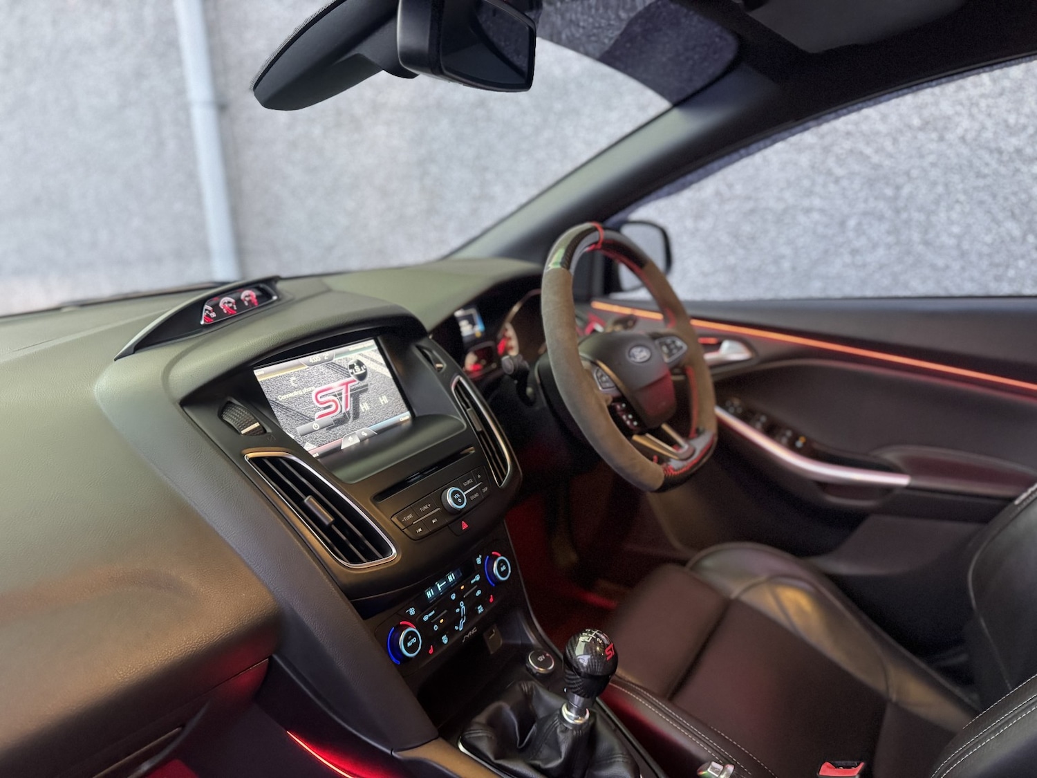 Used Ford Focus 2015 for sale - 76649850: Photo 34