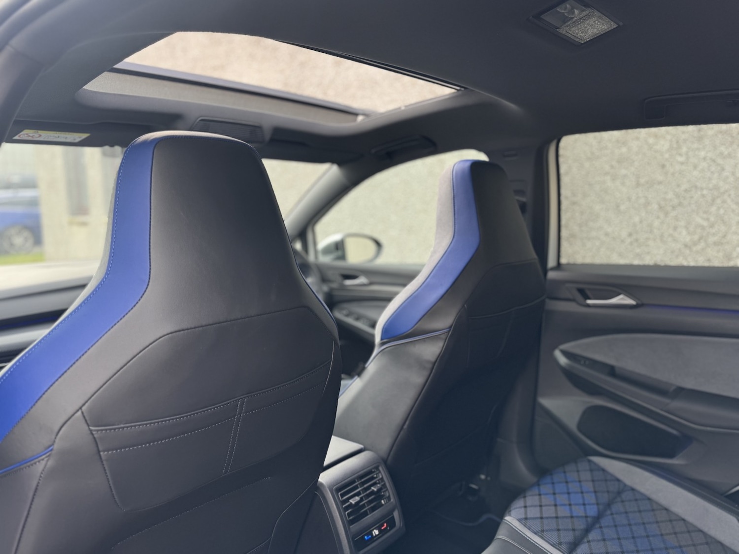 Used Volkswagen Golf 2024 for sale - 77385347: Photo 24