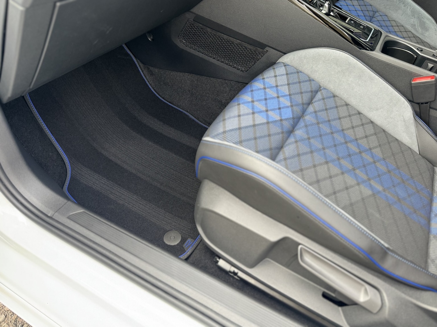 Used Volkswagen Golf 2024 for sale - 77385347: Photo 25