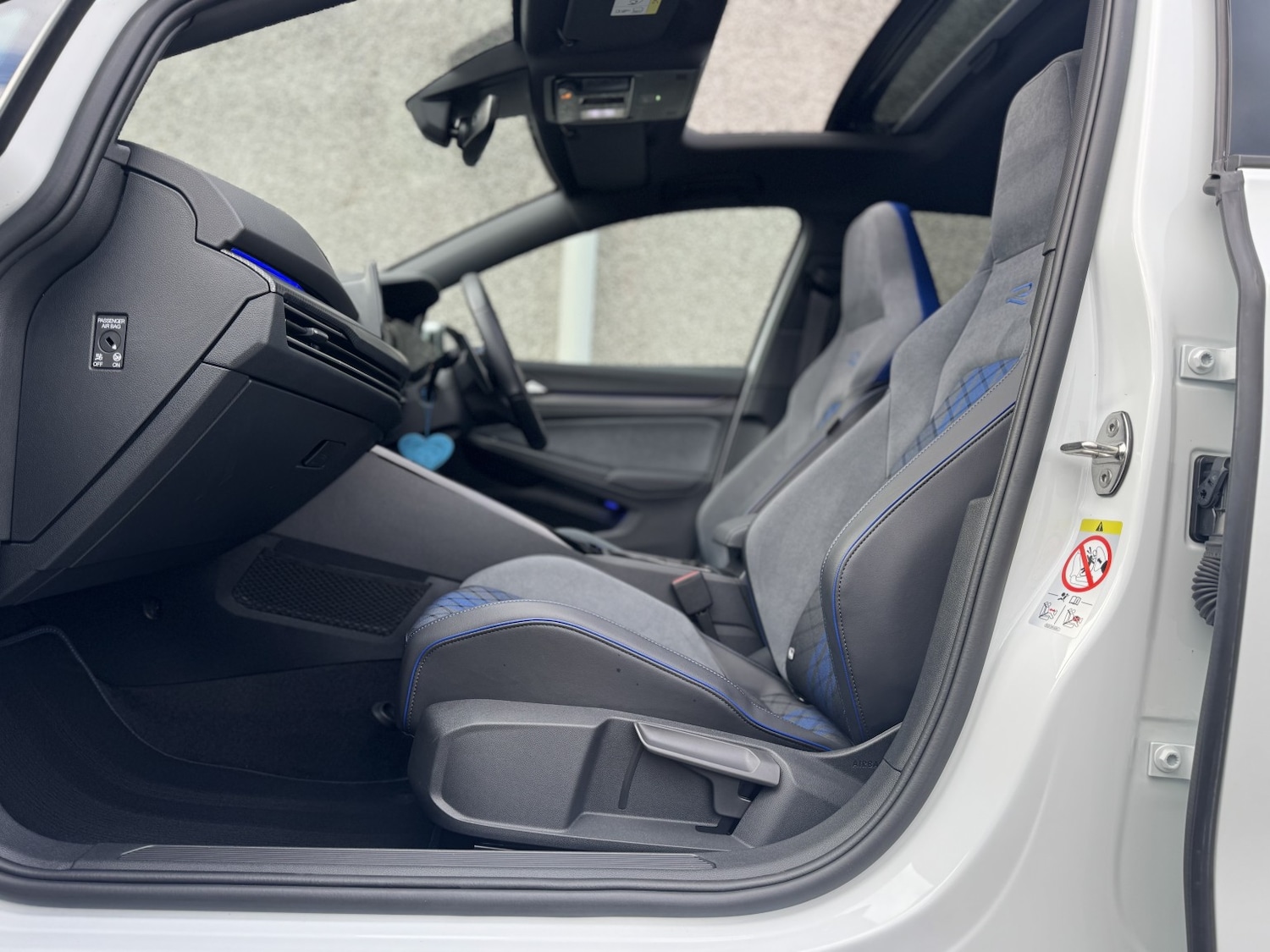 Used Volkswagen Golf 2024 for sale - 77385347: Photo 54