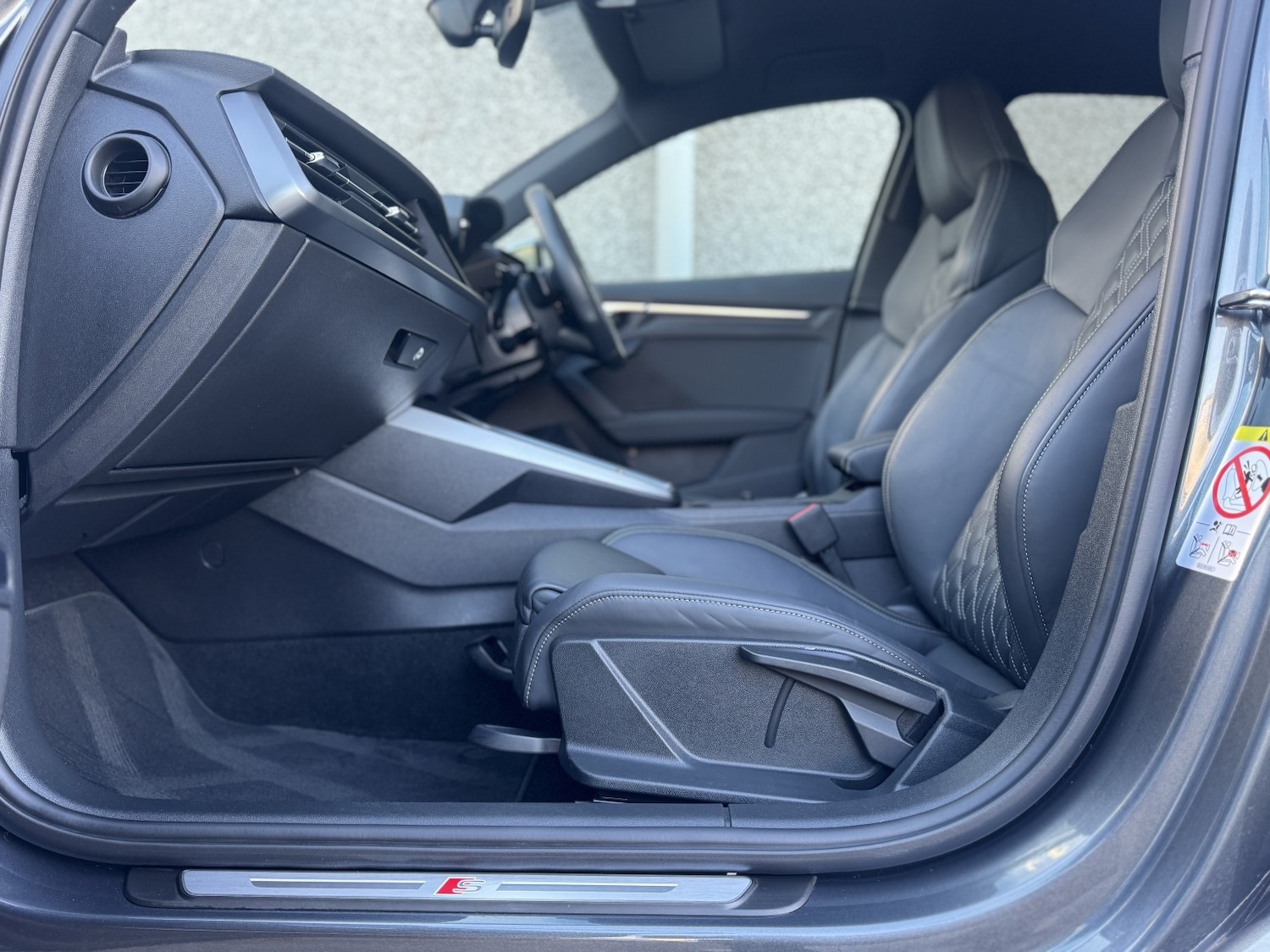 Used Audi S3 2022 for sale - 76637437: Photo 48