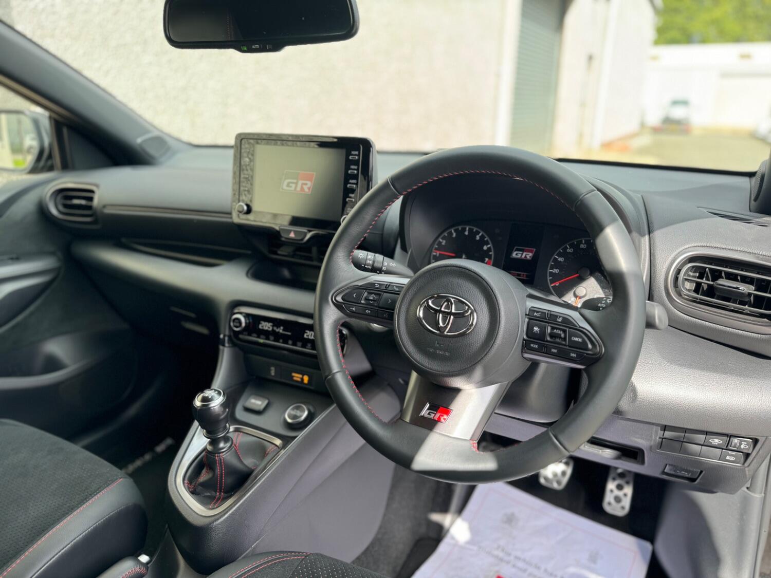 Used Toyota Yaris 2022 for sale - 75848058: Photo 17