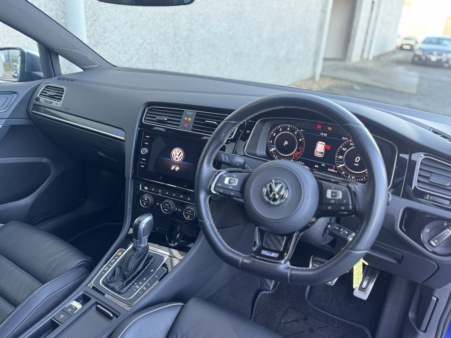 Used Volkswagen Golf 2019 for sale - 77056591: Photo 28