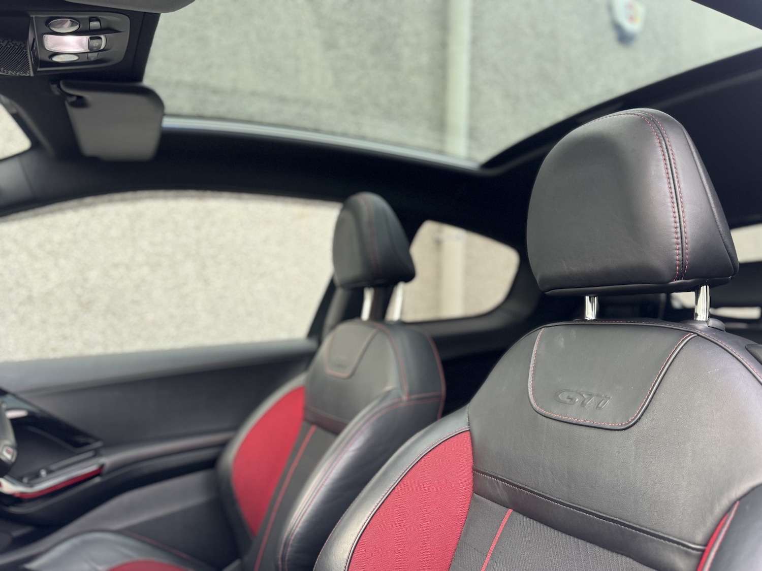 Used Peugeot 208 2017 for sale - 76986769: Photo 13