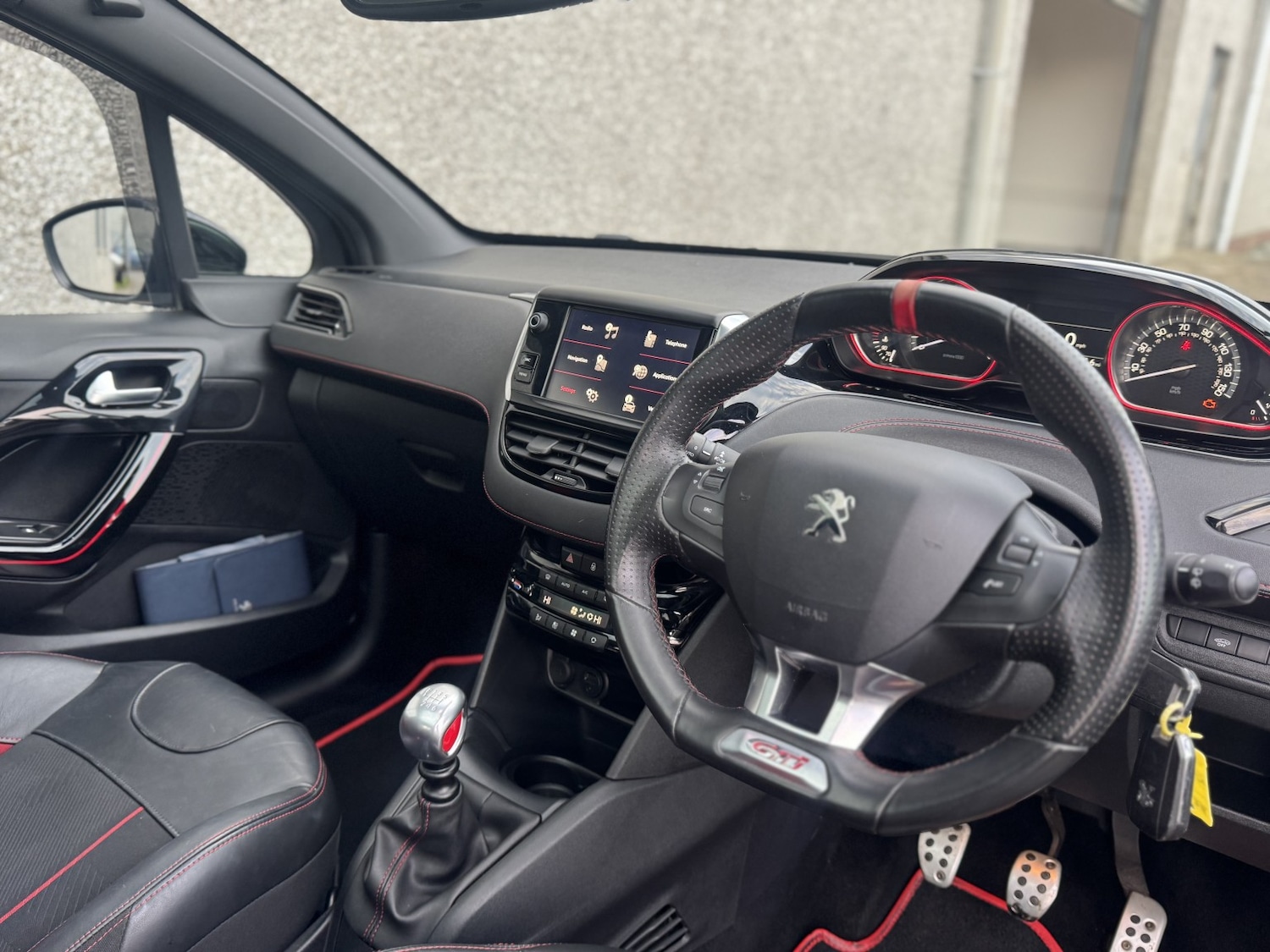 Used Peugeot 208 2017 for sale - 76986769: Photo 21