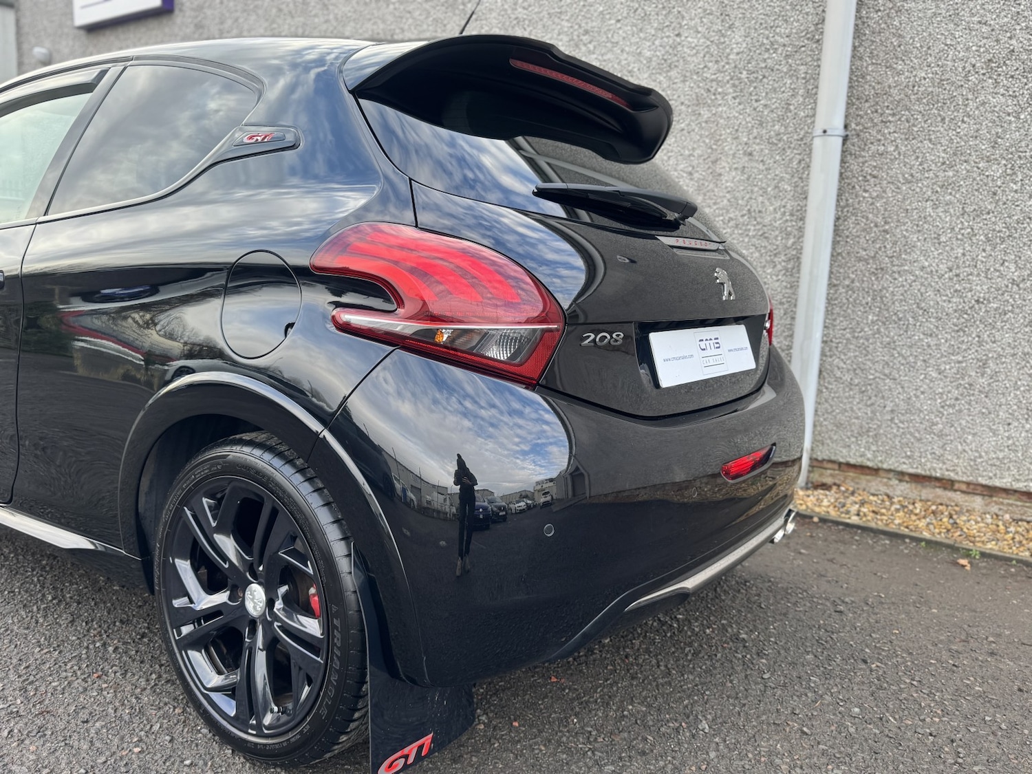 Used Peugeot 208 2017 for sale - 76986769: Photo 28