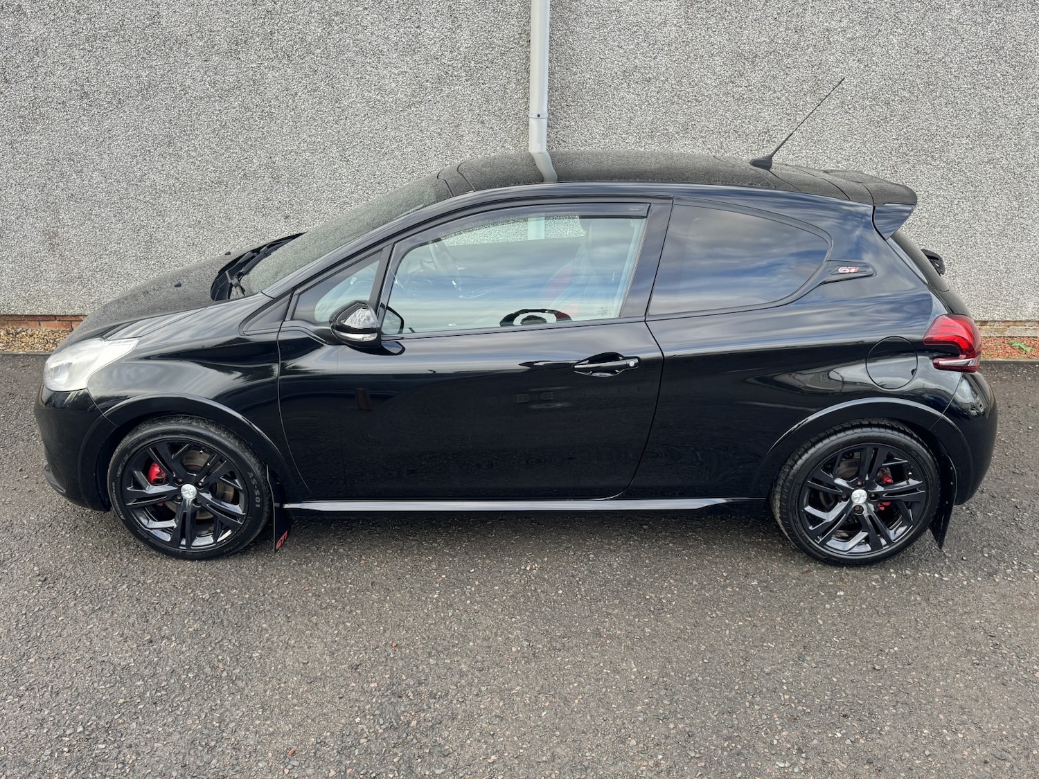 Used Peugeot 208 2017 for sale - 76986769: Photo 33
