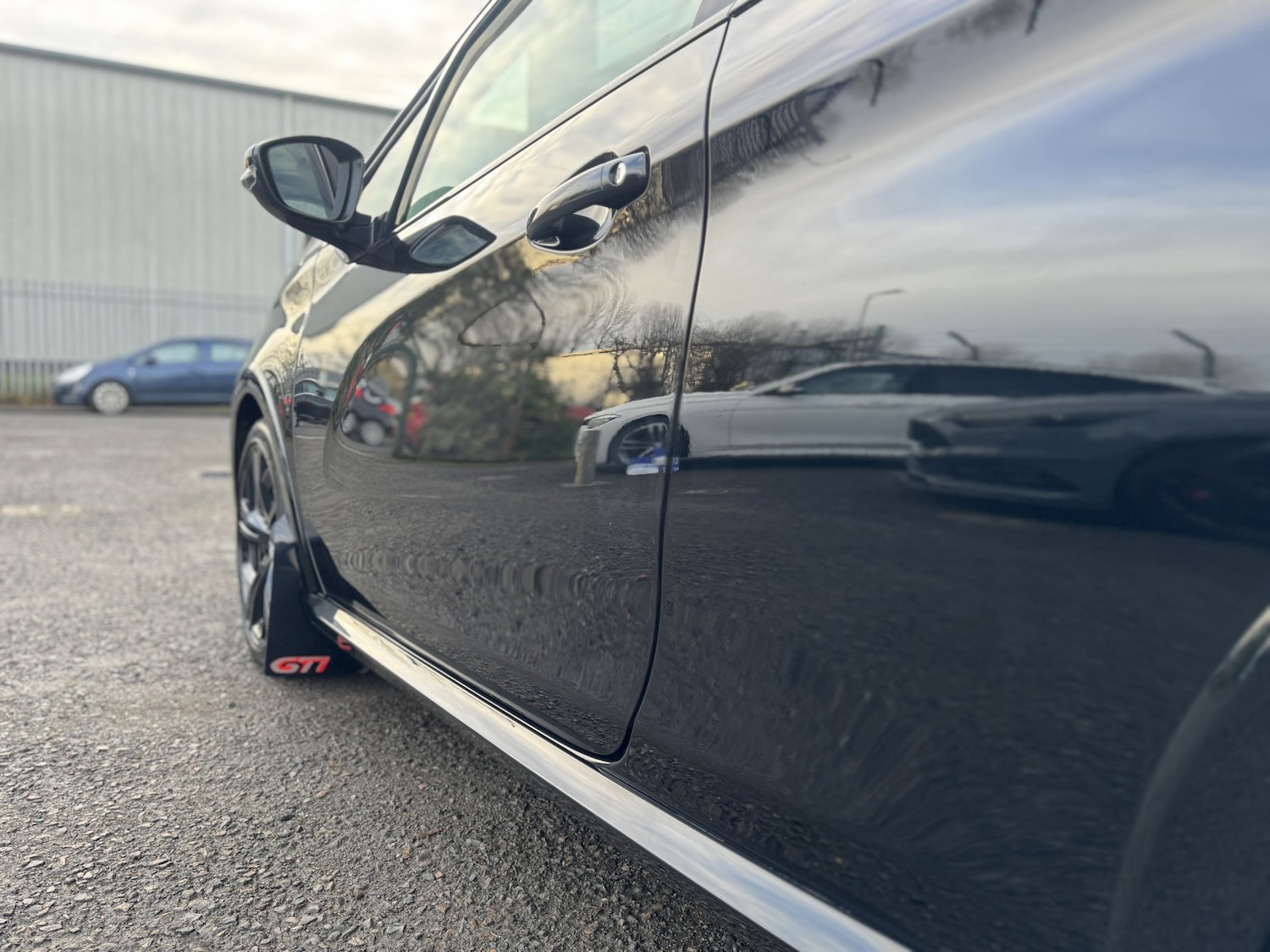 Used Peugeot 208 2017 for sale - 76986769: Photo 36