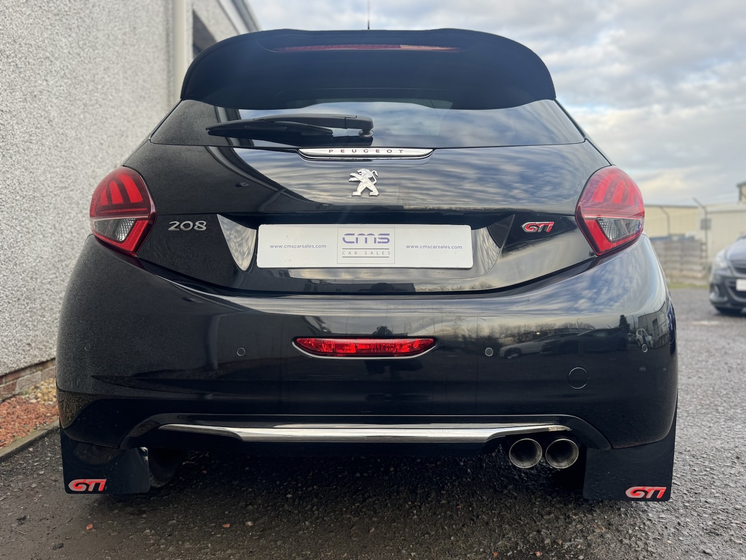 Used Peugeot 208 2017 for sale - 76986769: Photo 5