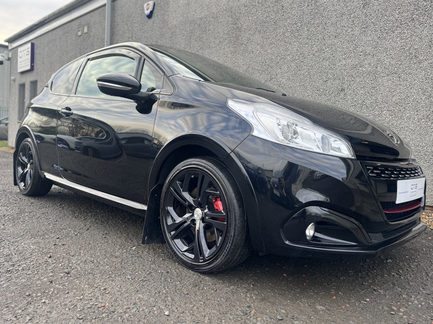 Used Peugeot 208 2017 for sale - 76986769: Photo 6