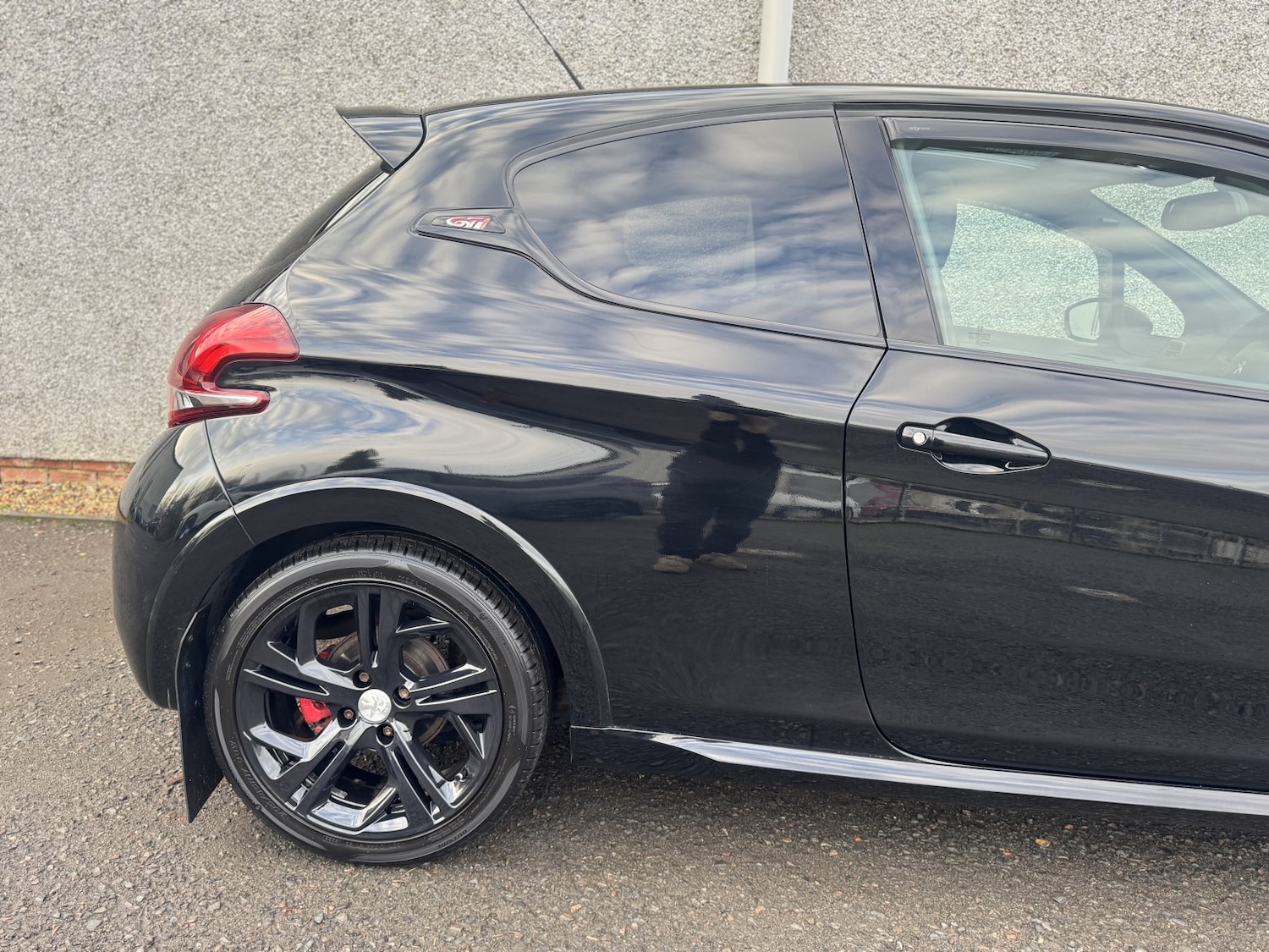 Used Peugeot 208 2017 for sale - 76986769: Photo 62