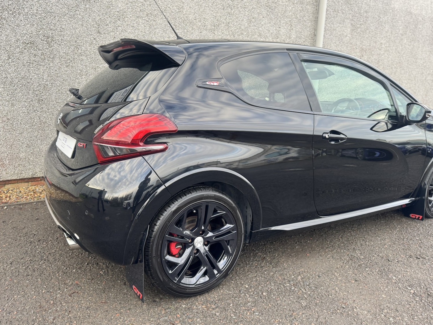 Used Peugeot 208 2017 for sale - 76986769: Photo 63