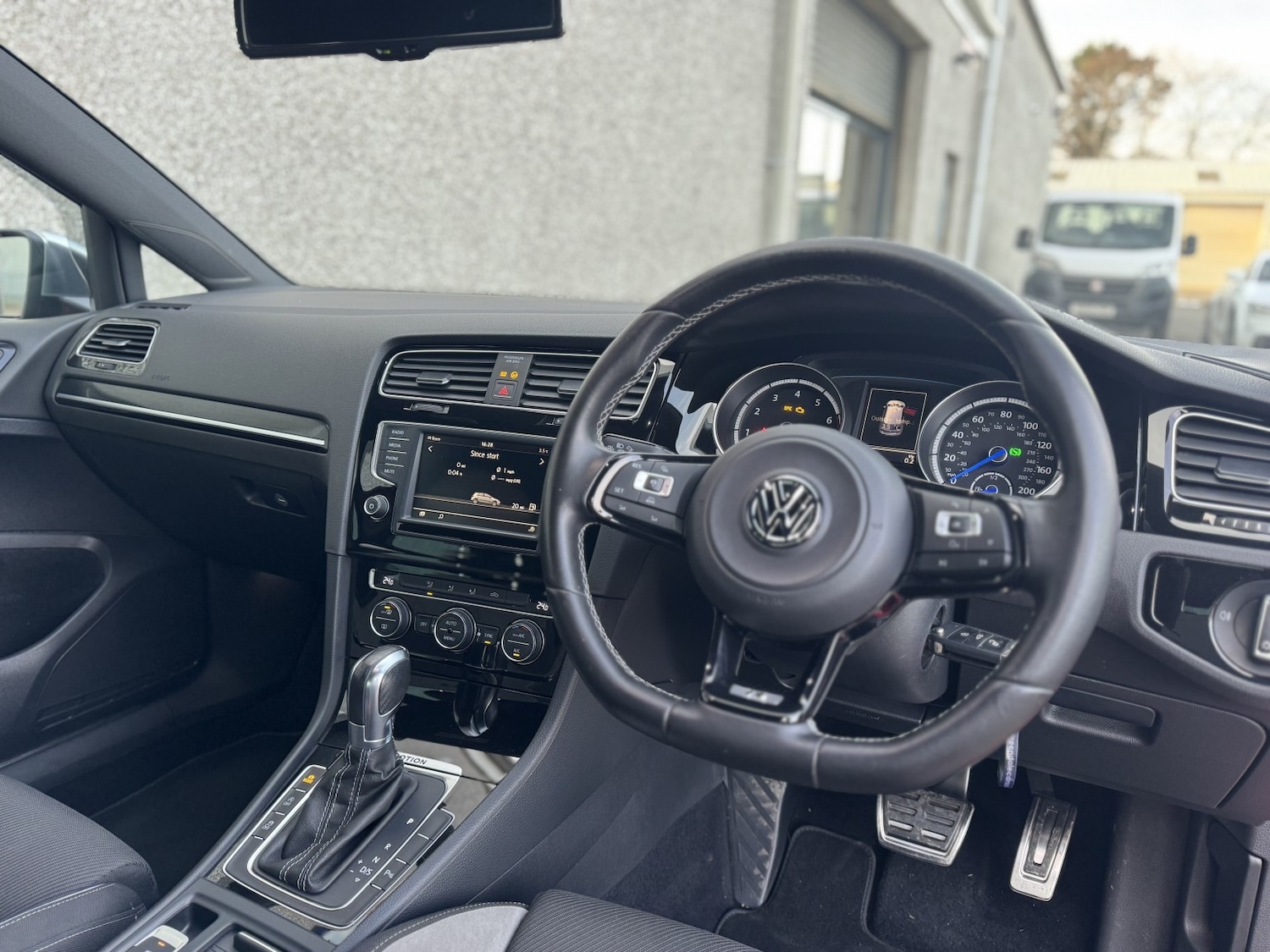 Used Volkswagen Golf 2015 for sale - 77584556: Photo 22