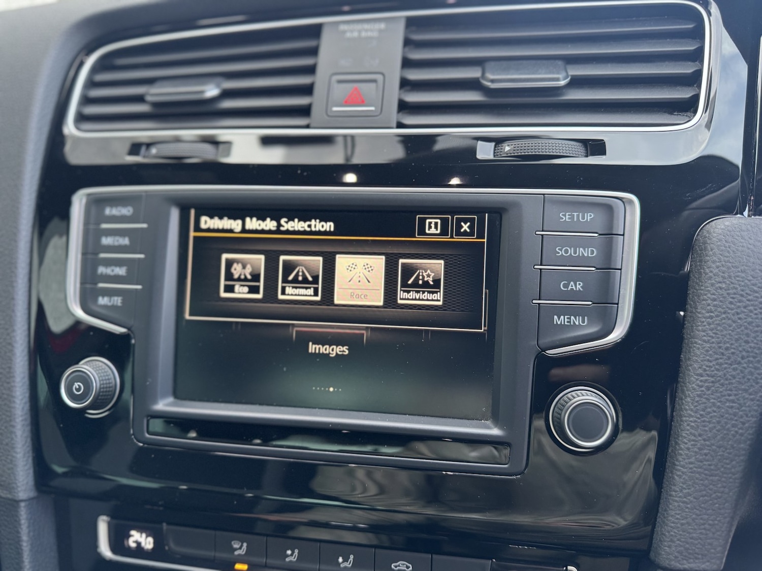 Used Volkswagen Golf 2015 for sale - 77584556: Photo 90