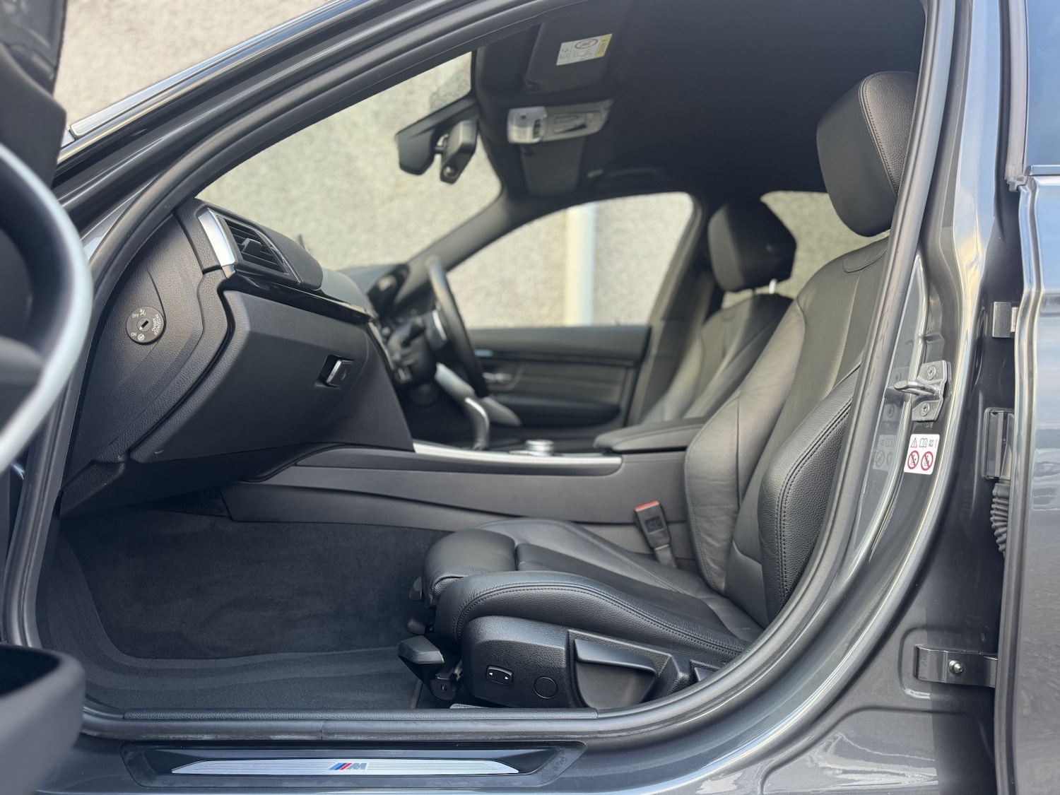 Used BMW 3 Series 2018 for sale - 77056621: Photo 48