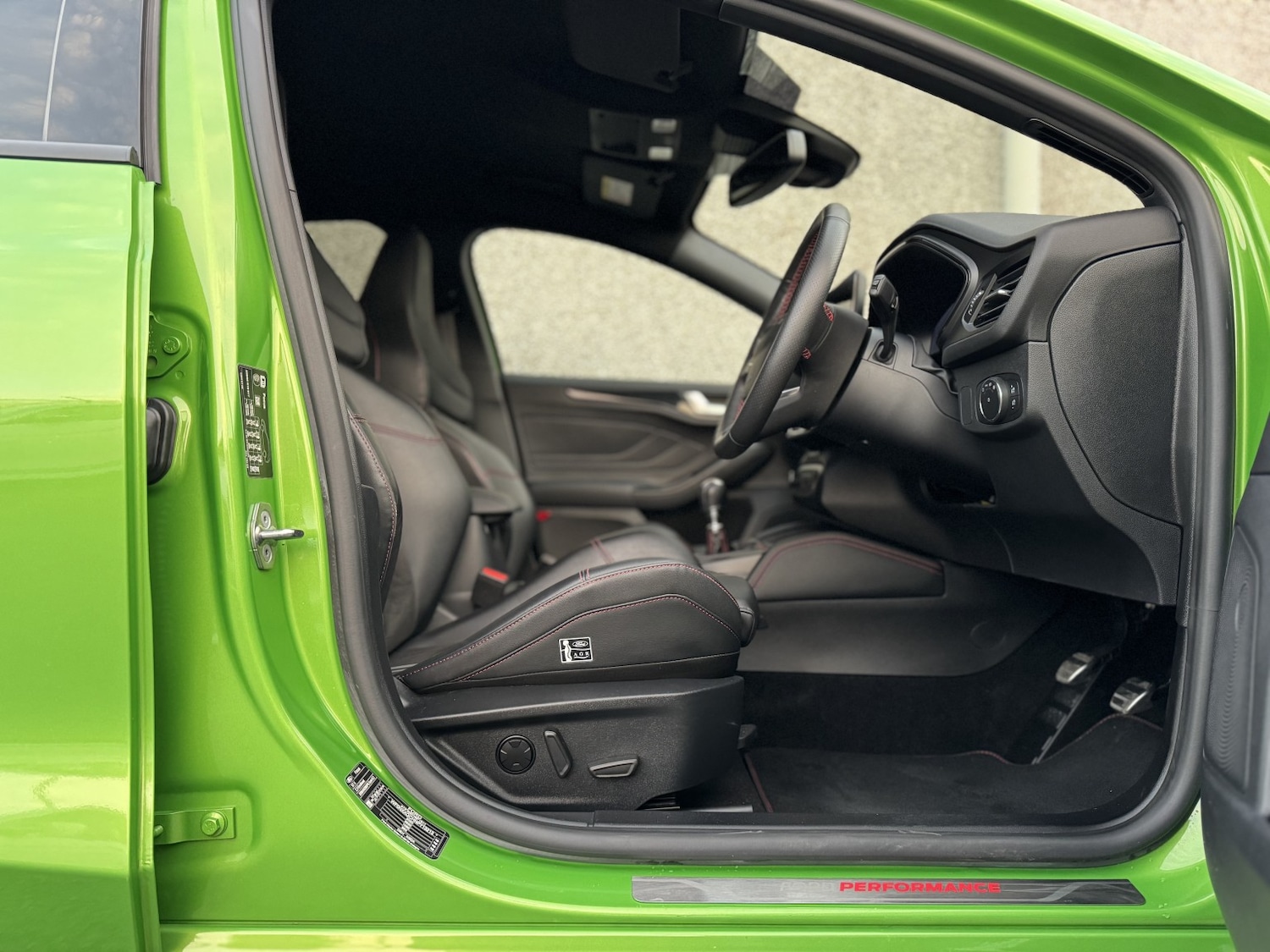 Used Ford Focus 2023 for sale - 76611373: Photo 64