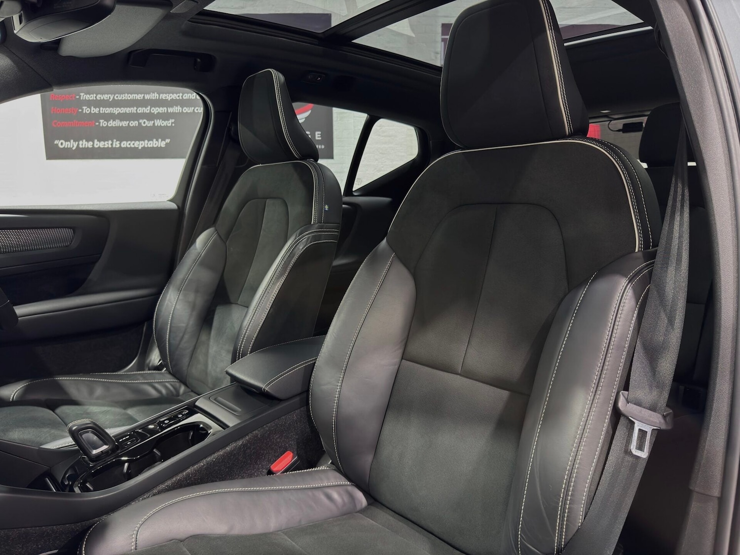 Used Volvo XC40 2021 for sale - 76853922: Photo 18