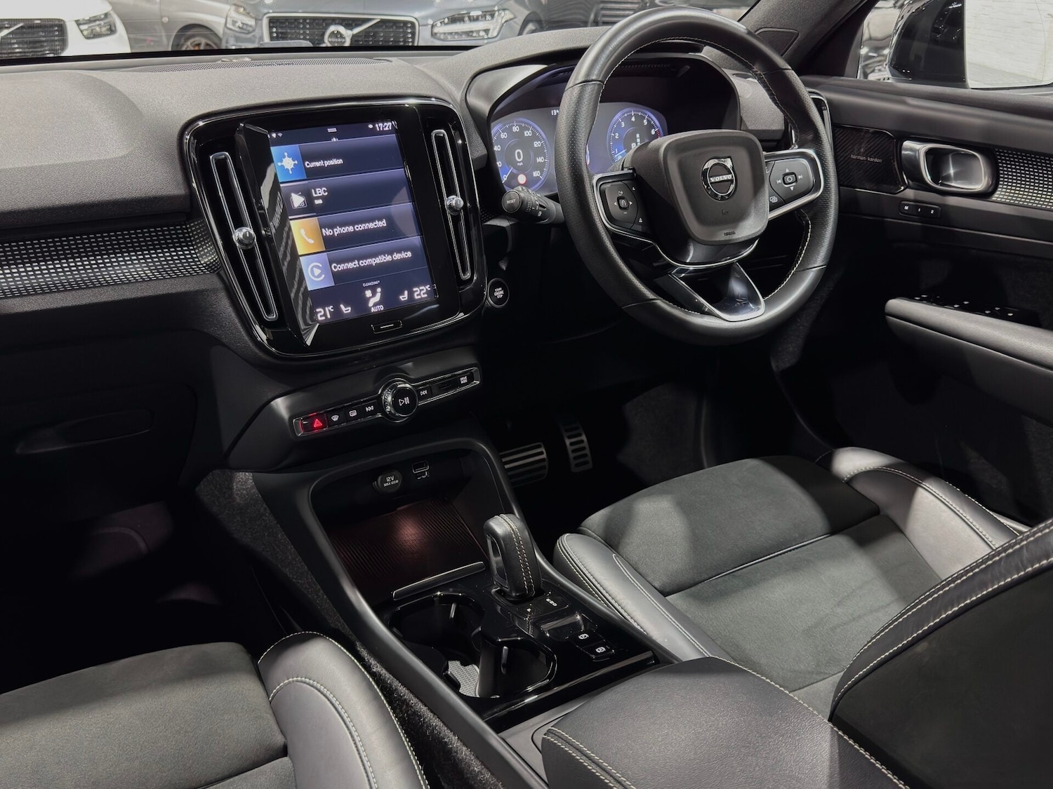 Used Volvo XC40 2021 for sale - 76853922: Photo 27