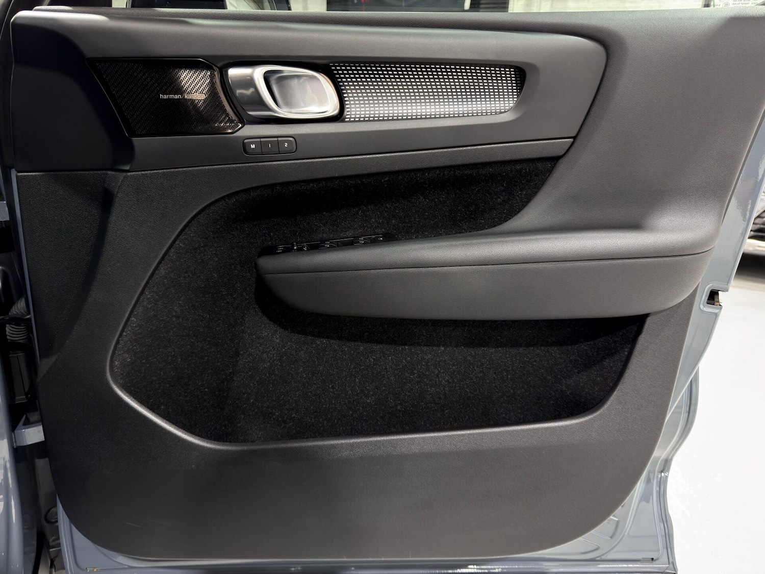 Used Volvo XC40 2021 for sale - 76853922: Photo 33