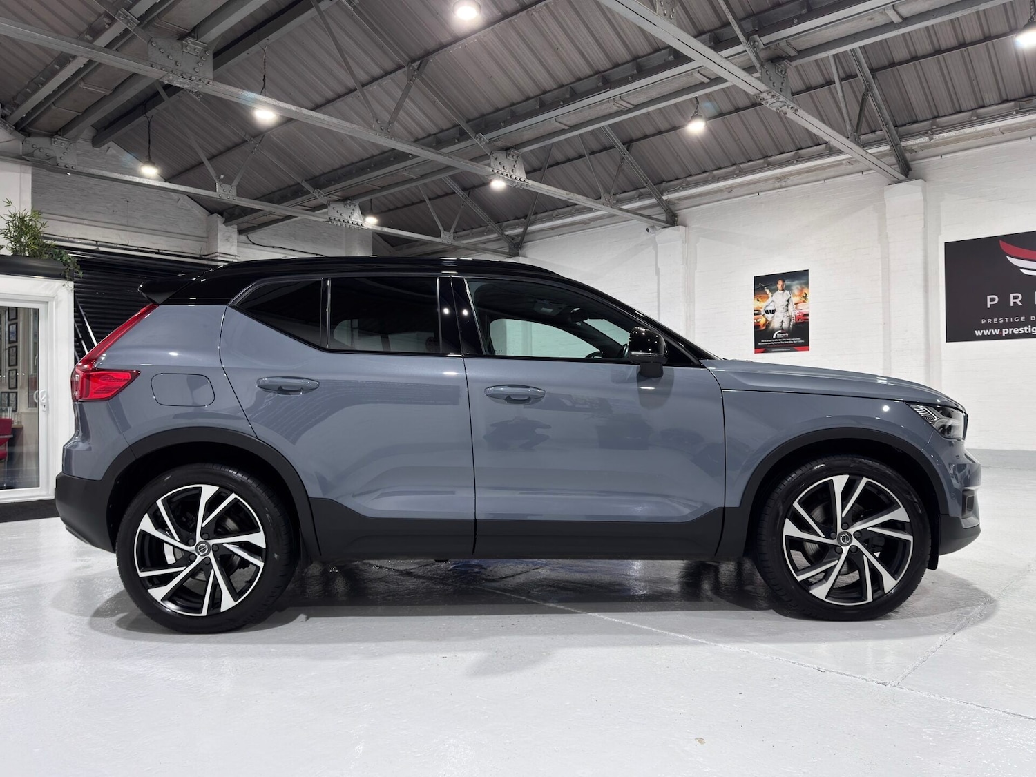 Used Volvo XC40 2021 for sale - 76853922: Photo 5