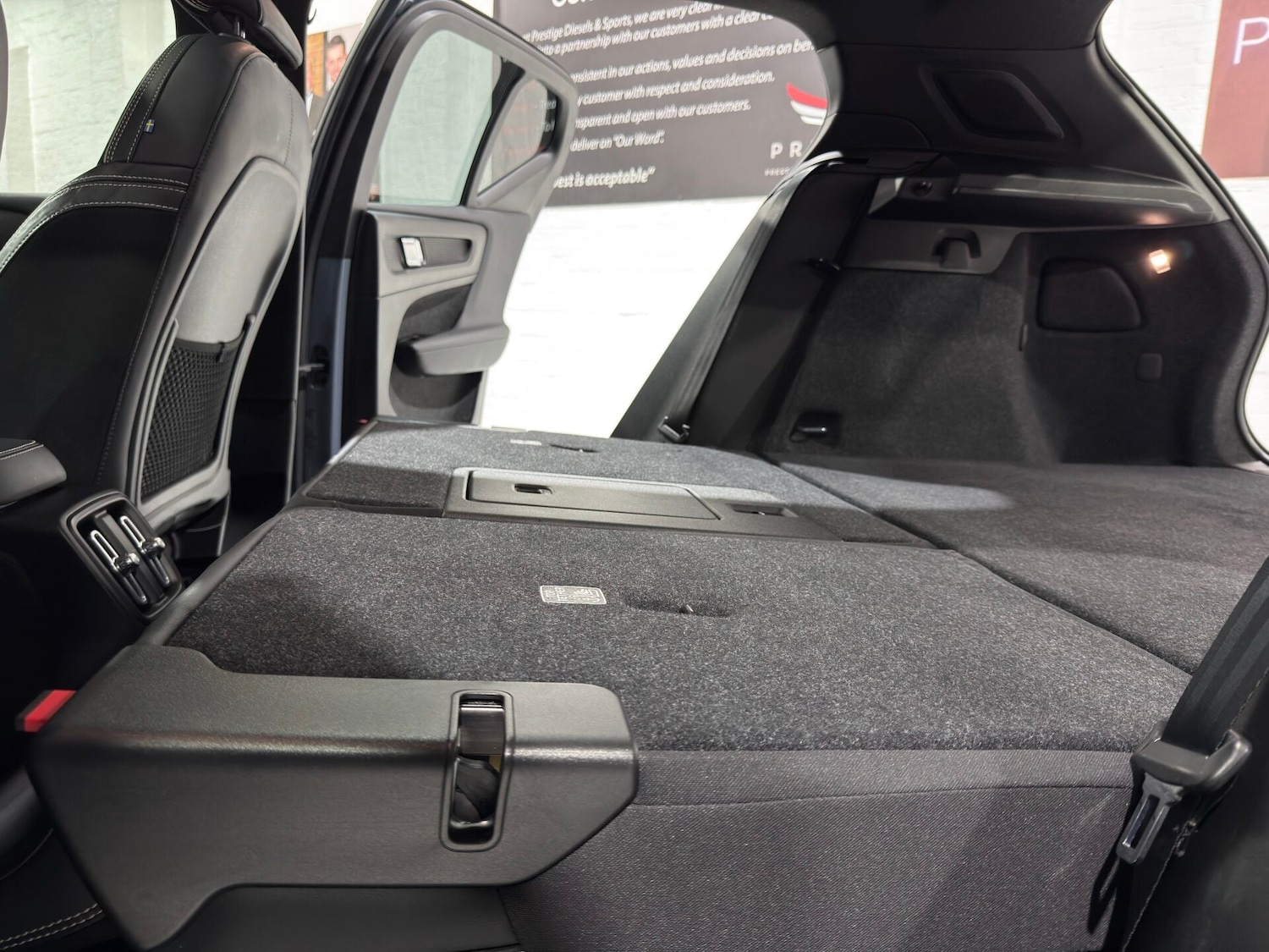 Used Volvo XC40 2021 for sale - 76853922: Photo 52