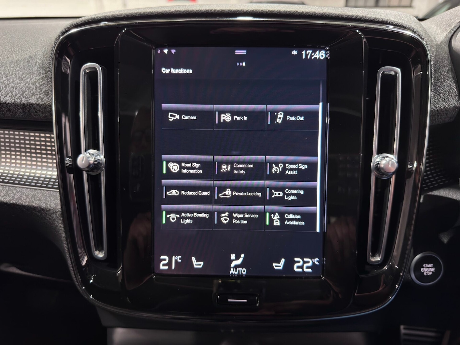 Used Volvo XC40 2021 for sale - 76853922: Photo 62