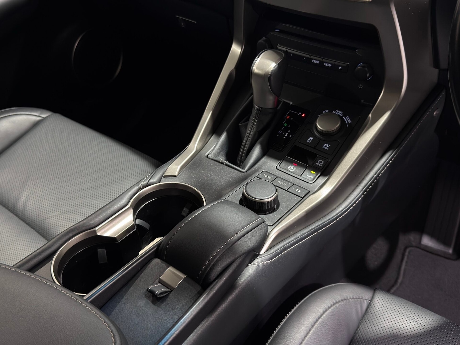 Used Lexus NX 2017 for sale - 76982652: Photo 36