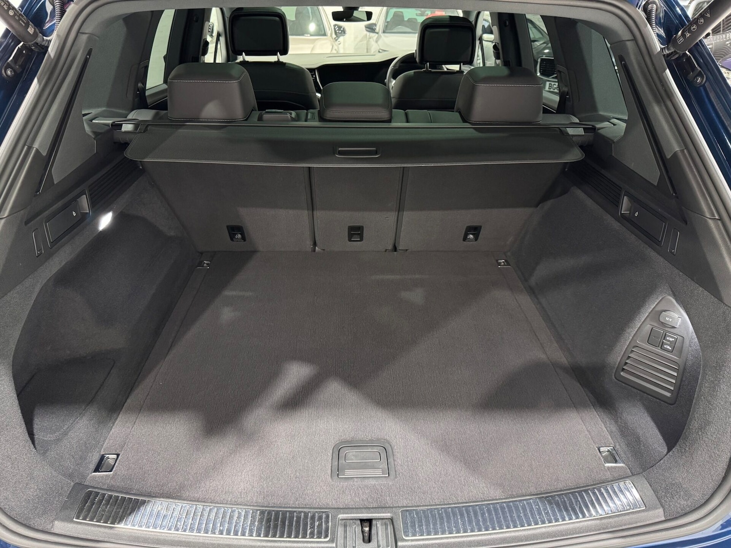 Used Volkswagen Touareg 2022 for sale - 76615696: Photo 25