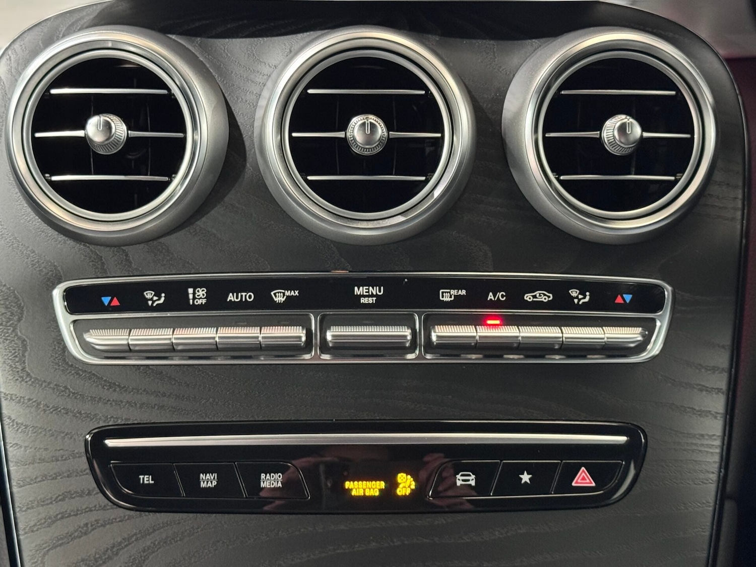 Used Mercedes-Benz GLC 2022 for sale - 77226204: Photo 28