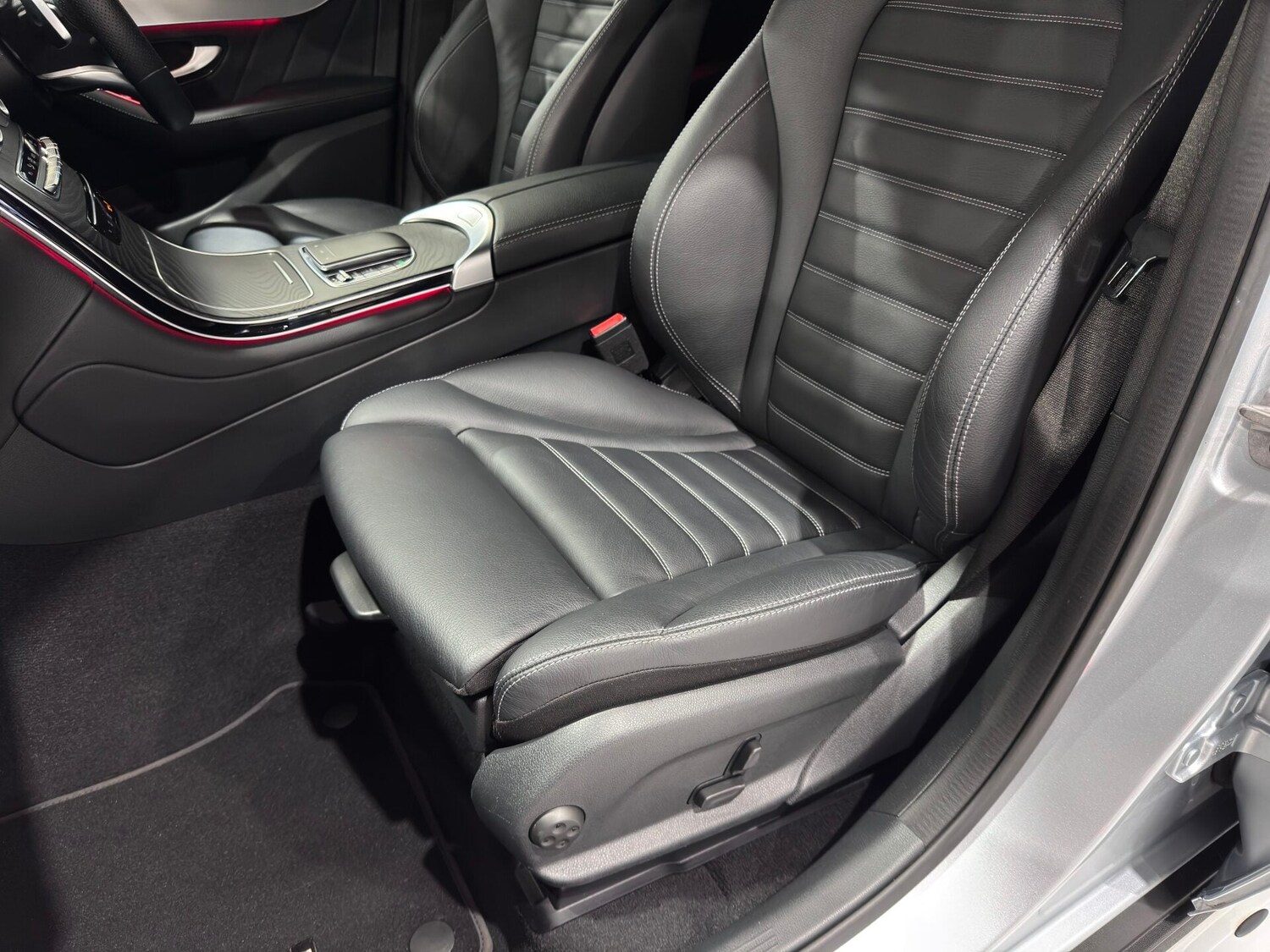 Used Mercedes-Benz GLC 2022 for sale - 77226204: Photo 39