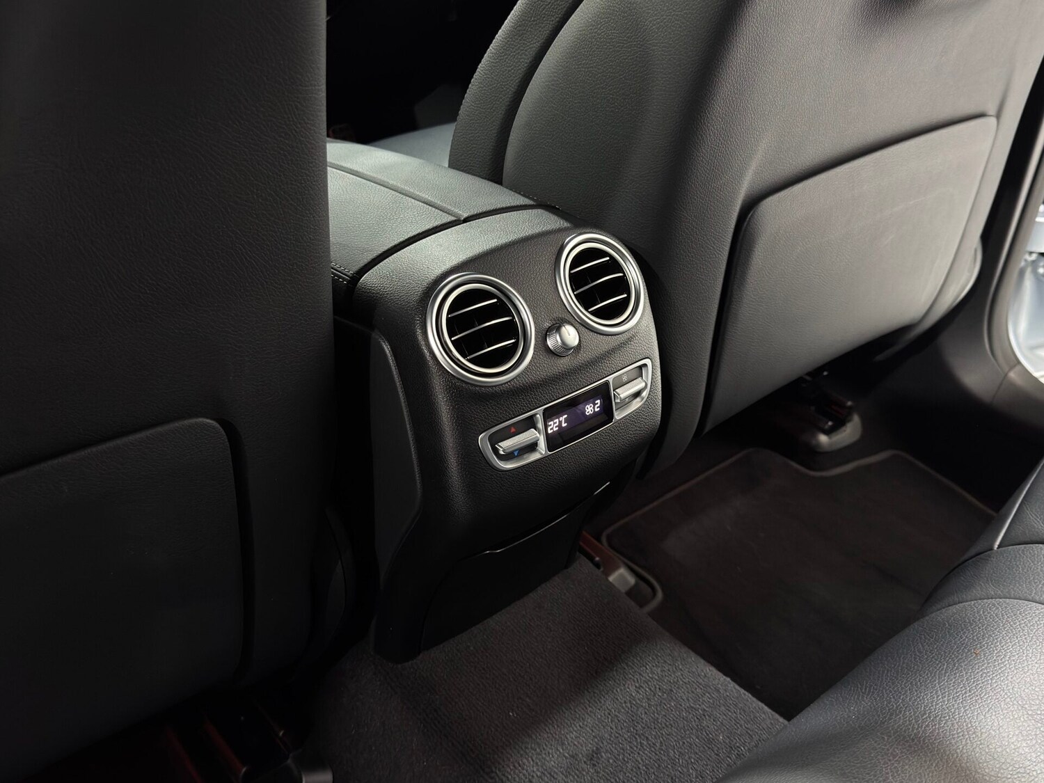 Used Mercedes-Benz GLC 2022 for sale - 77226204: Photo 42