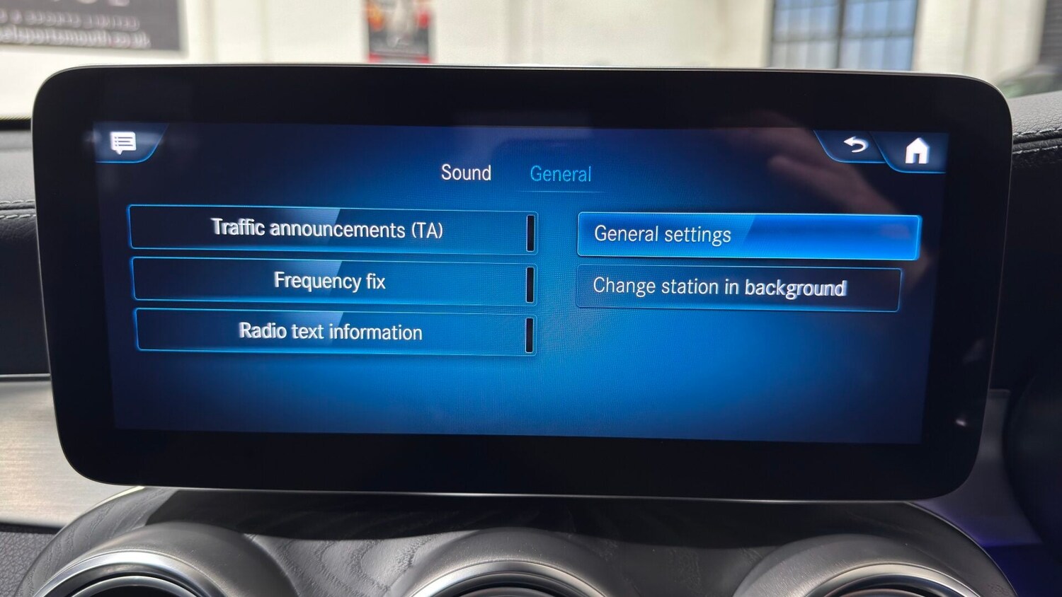 Used Mercedes-Benz GLC 2022 for sale - 77226204: Photo 81