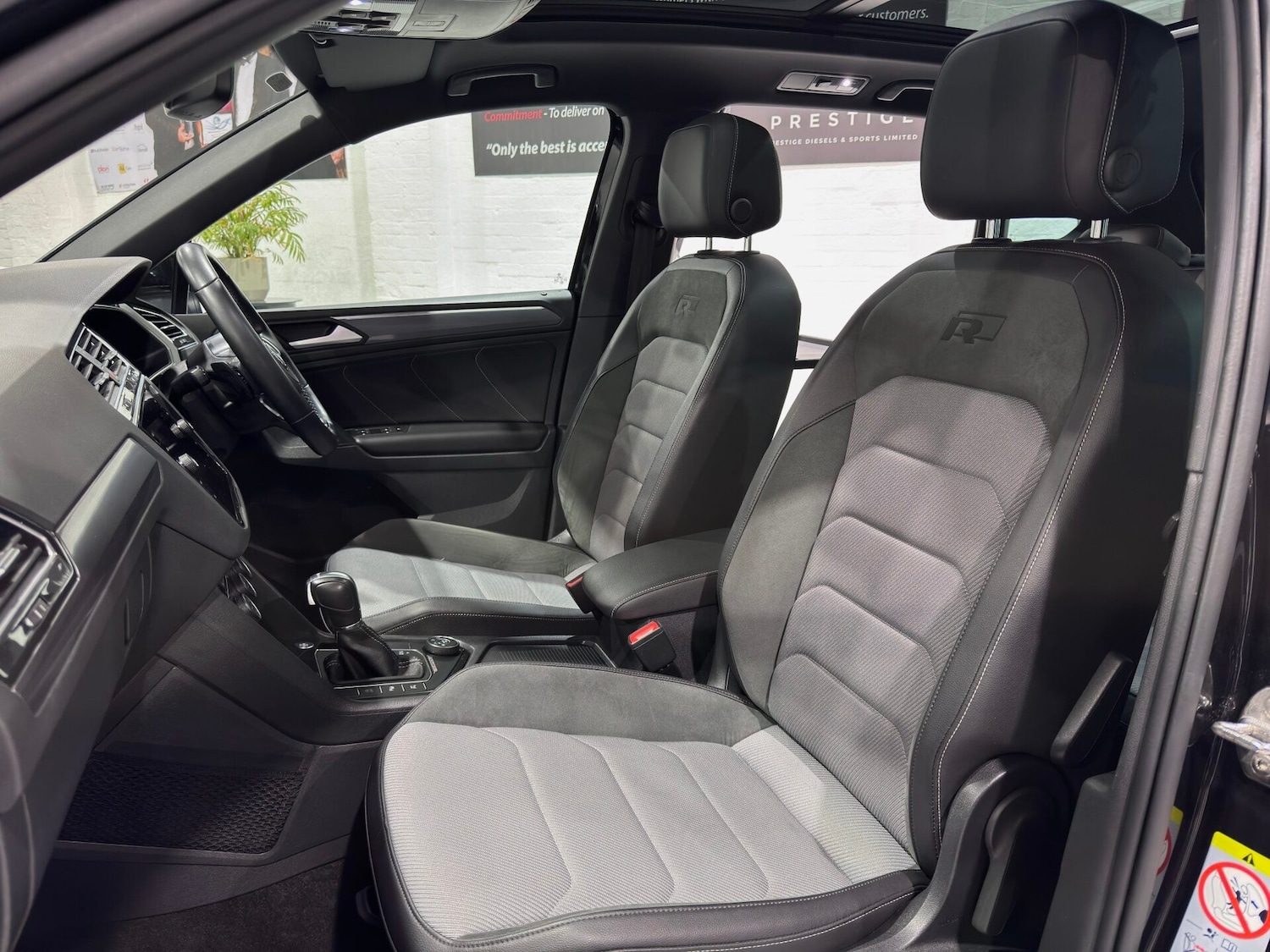 Used Volkswagen Tiguan 2019 for sale - 77240739: Photo 25