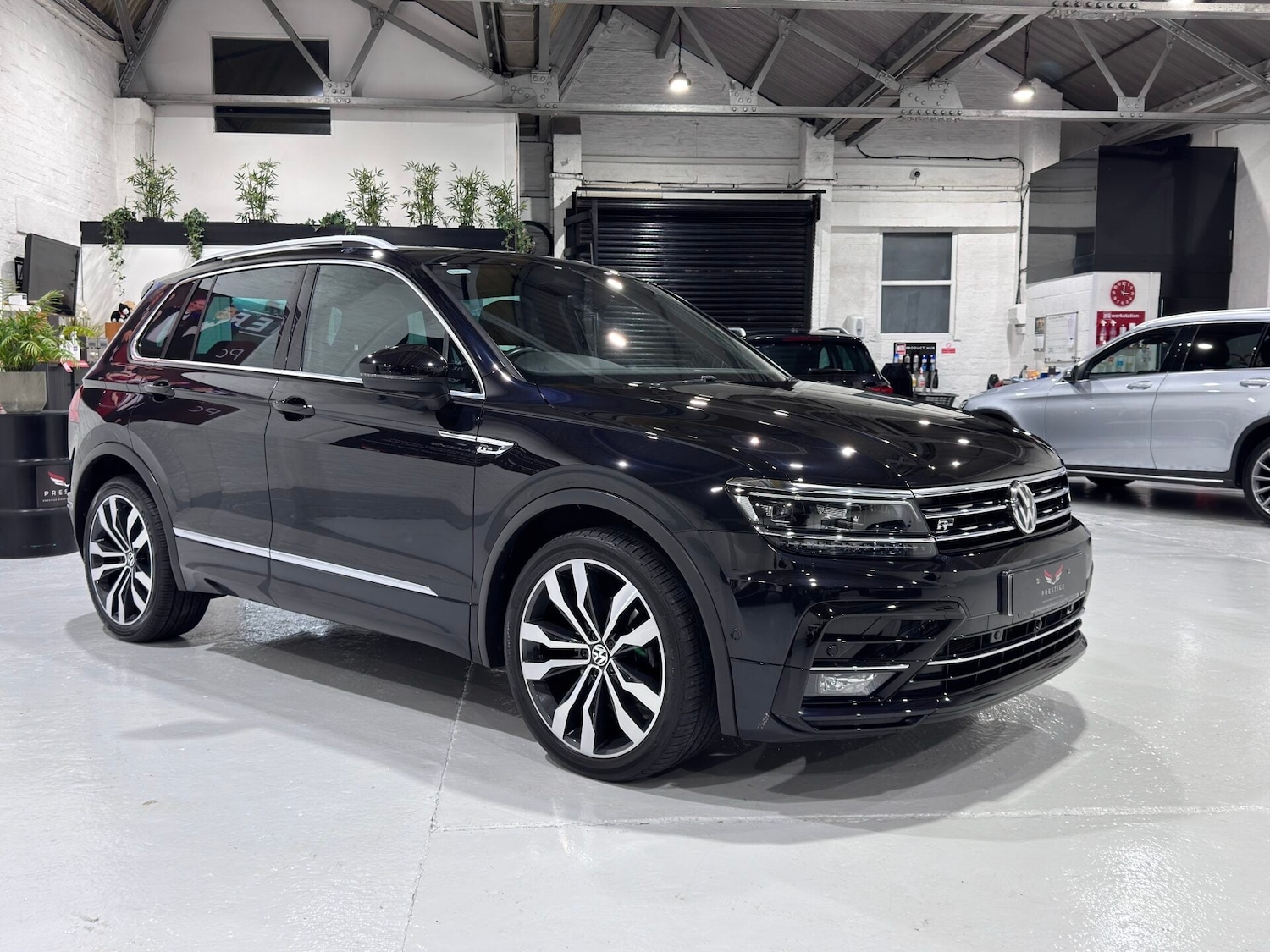 Used Volkswagen Tiguan 2019 for sale - 77240739: Photo 3