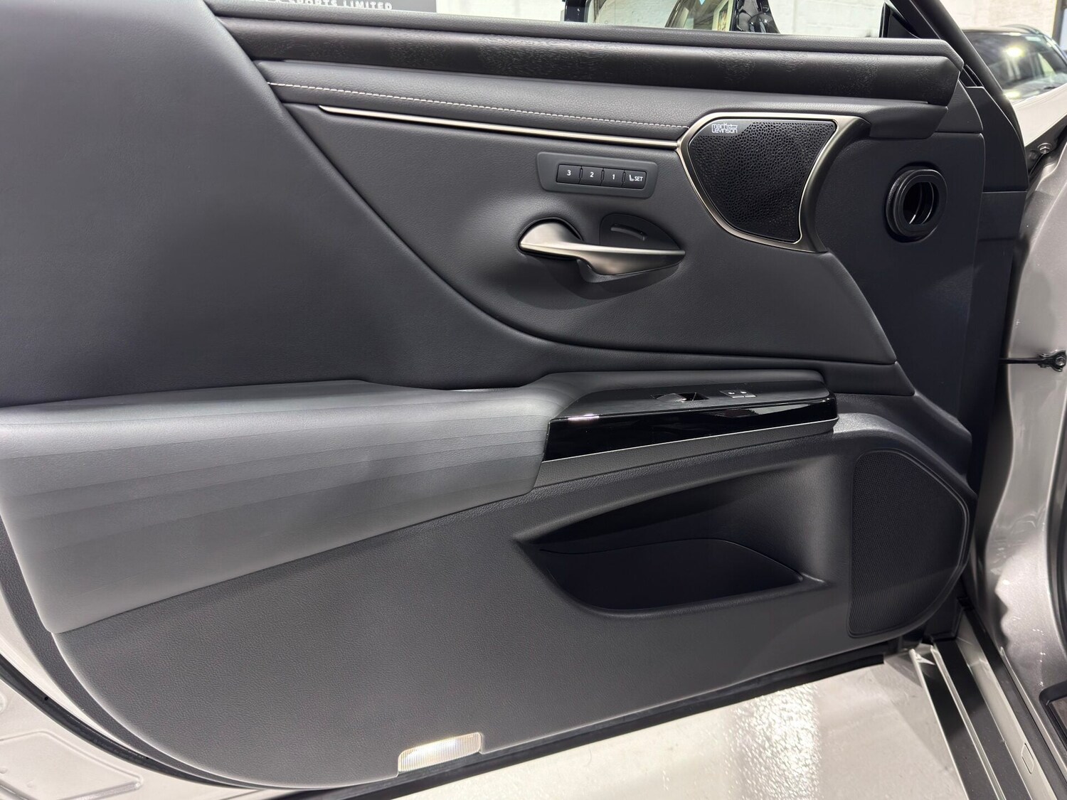 Used Lexus ES 2022 for sale - 77391794: Photo 24