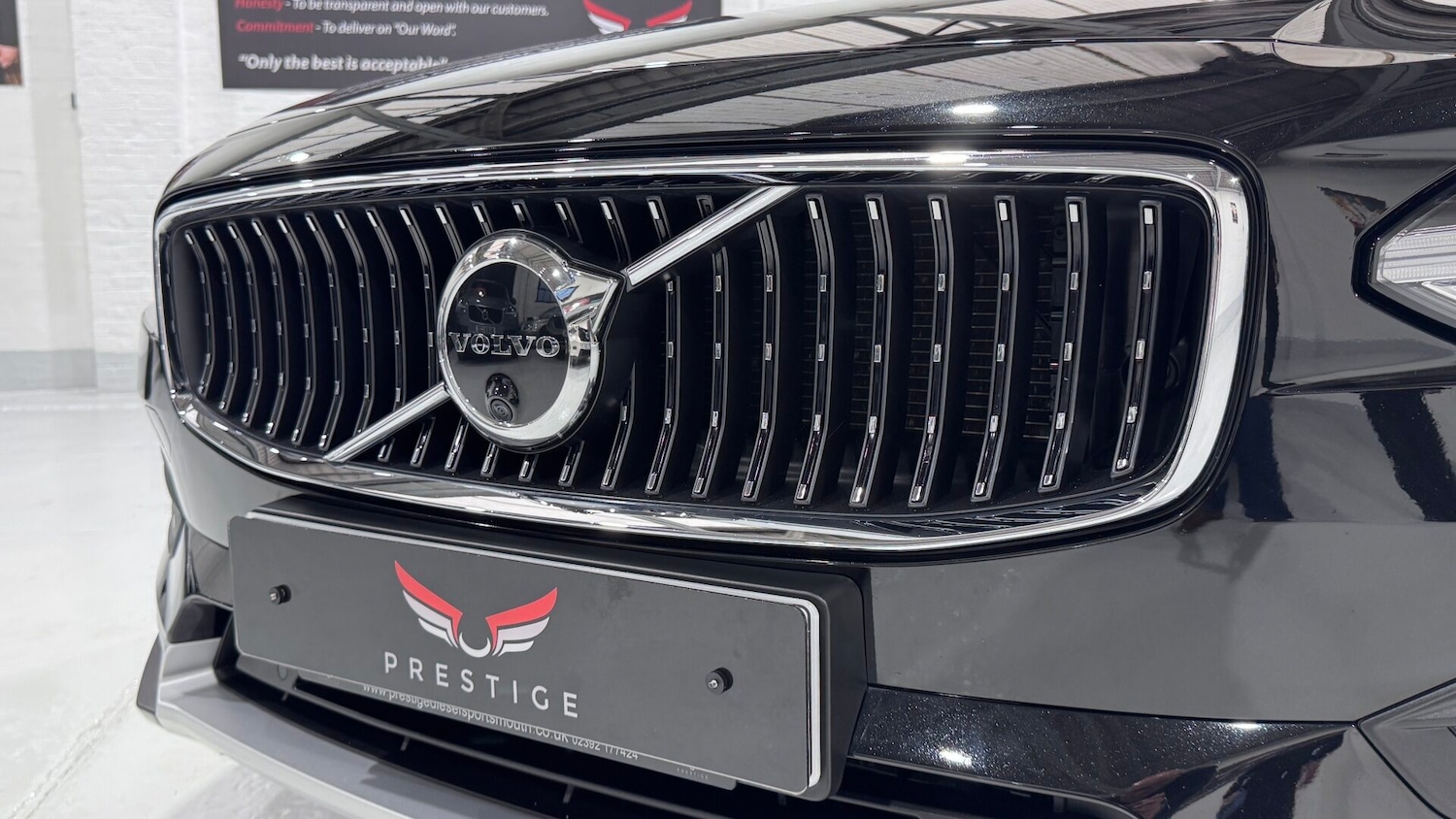 Used Volvo V90 2023 for sale - 76615689: Photo 14