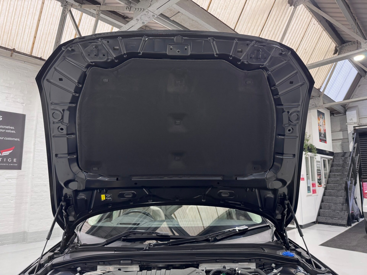 Used Volvo V90 2023 for sale - 76615689: Photo 15