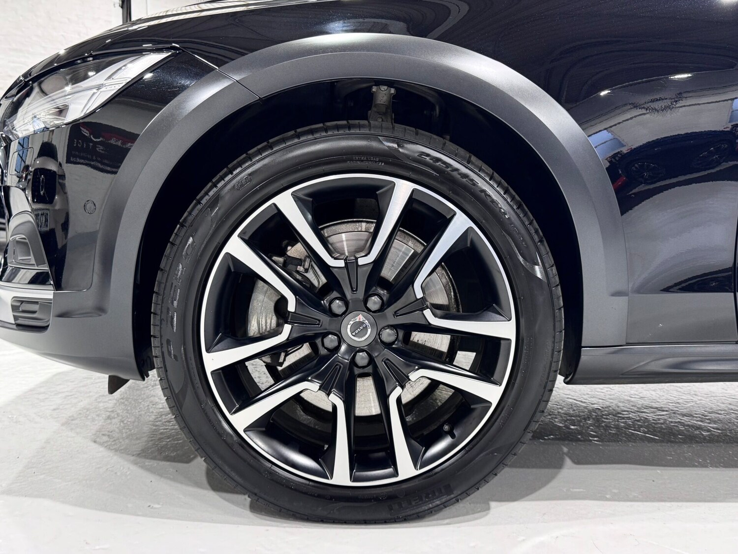 Used Volvo V90 2023 for sale - 76615689: Photo 18