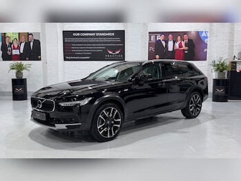 Used Volvo V90 2023 for sale - 76615689: Photo