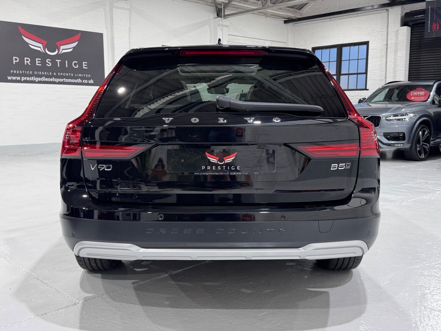 Used Volvo V90 2023 for sale - 76615689: Photo 24