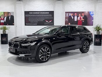 Used Volvo V90 2023 for sale - 76615689: Photo