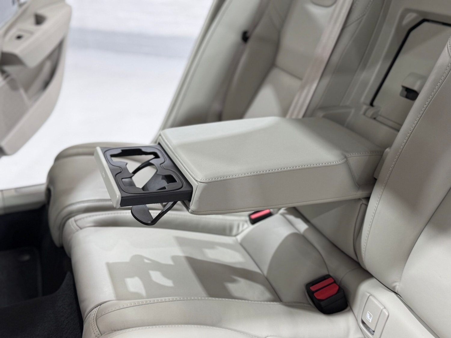 Used Volvo V90 2023 for sale - 76615689: Photo 57