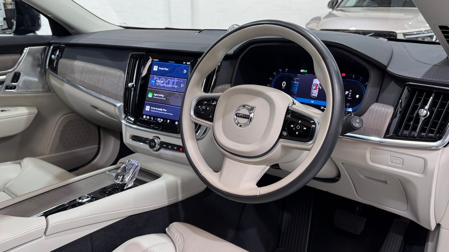 Used Volvo V90 2023 for sale - 76615689: Photo 69